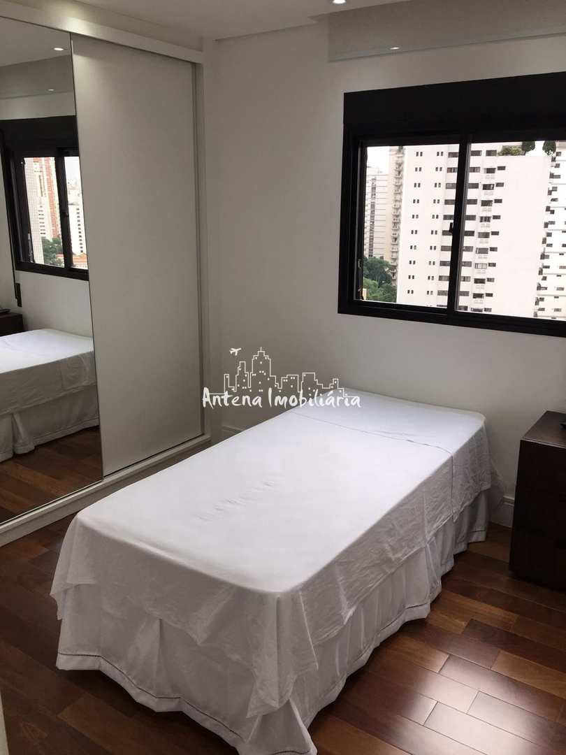 Apartamento à venda com 3 quartos, 130m² - Foto 4