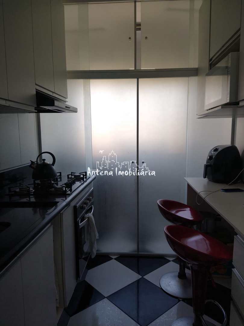 Apartamento à venda com 2 quartos, 60m² - Foto 19