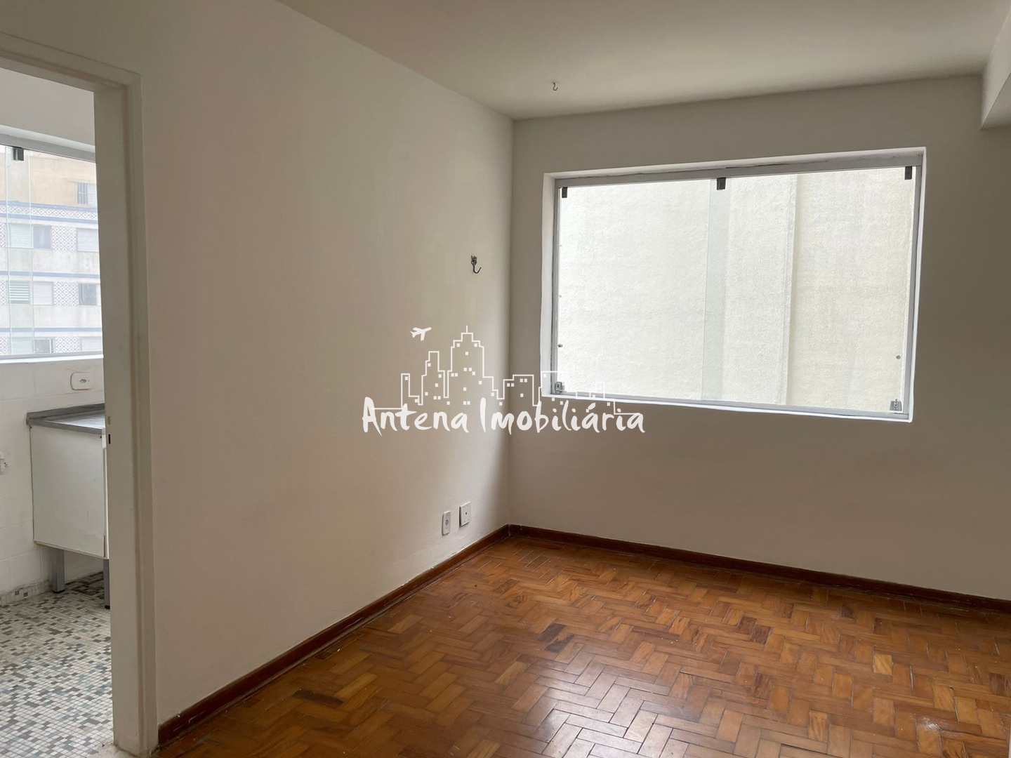 Apartamento à venda com 1 quarto, 44m² - Foto 1