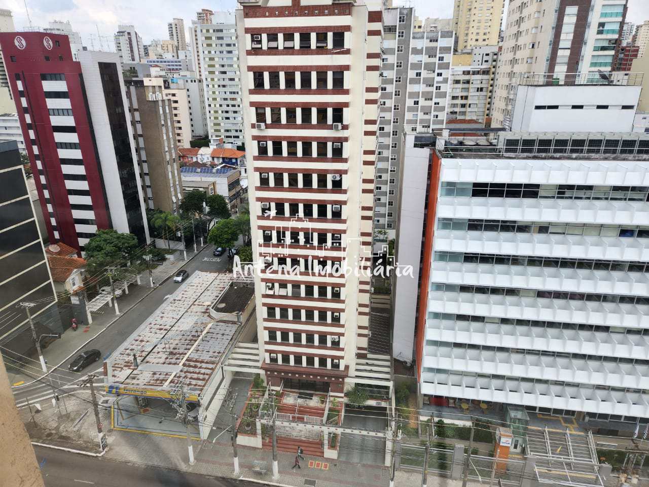 Apartamento à venda com 2 quartos, 67m² - Foto 4