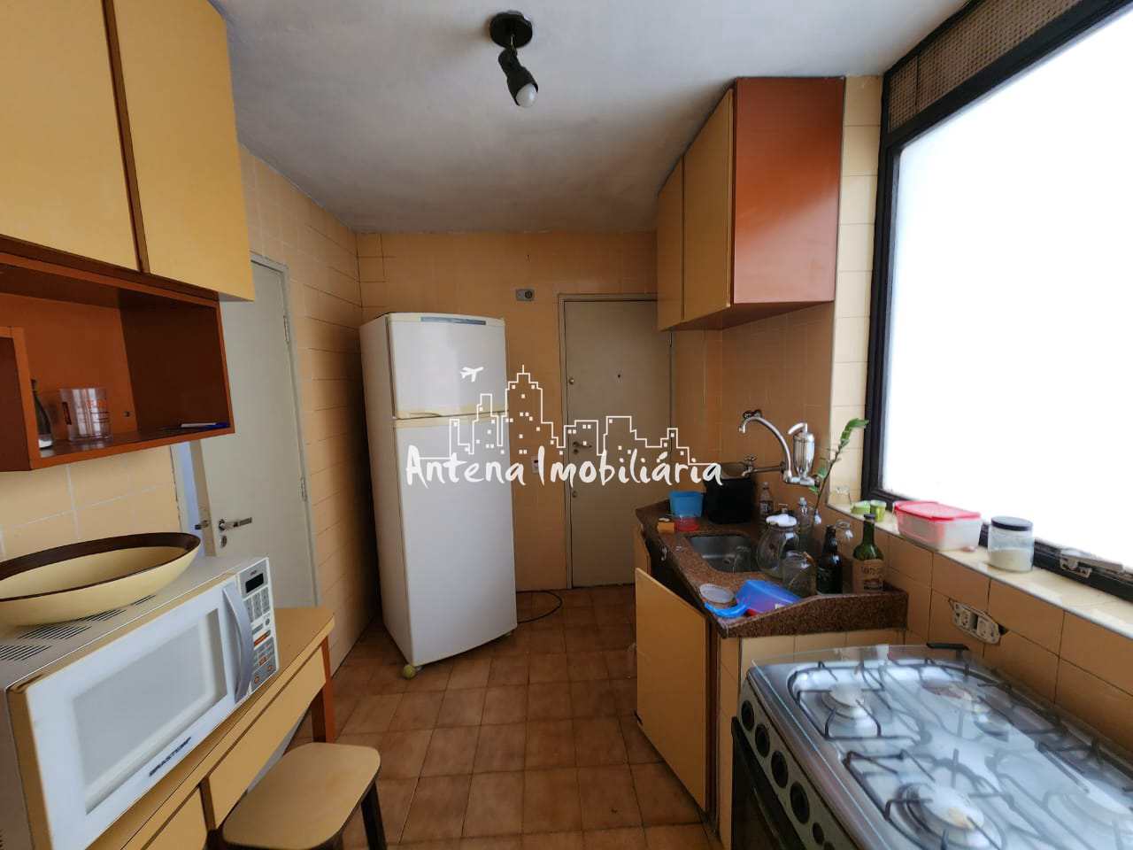 Apartamento à venda com 2 quartos, 67m² - Foto 12