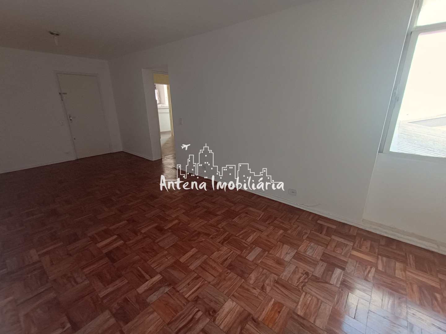 Apartamento para alugar com 2 quartos, 98m² - Foto 2