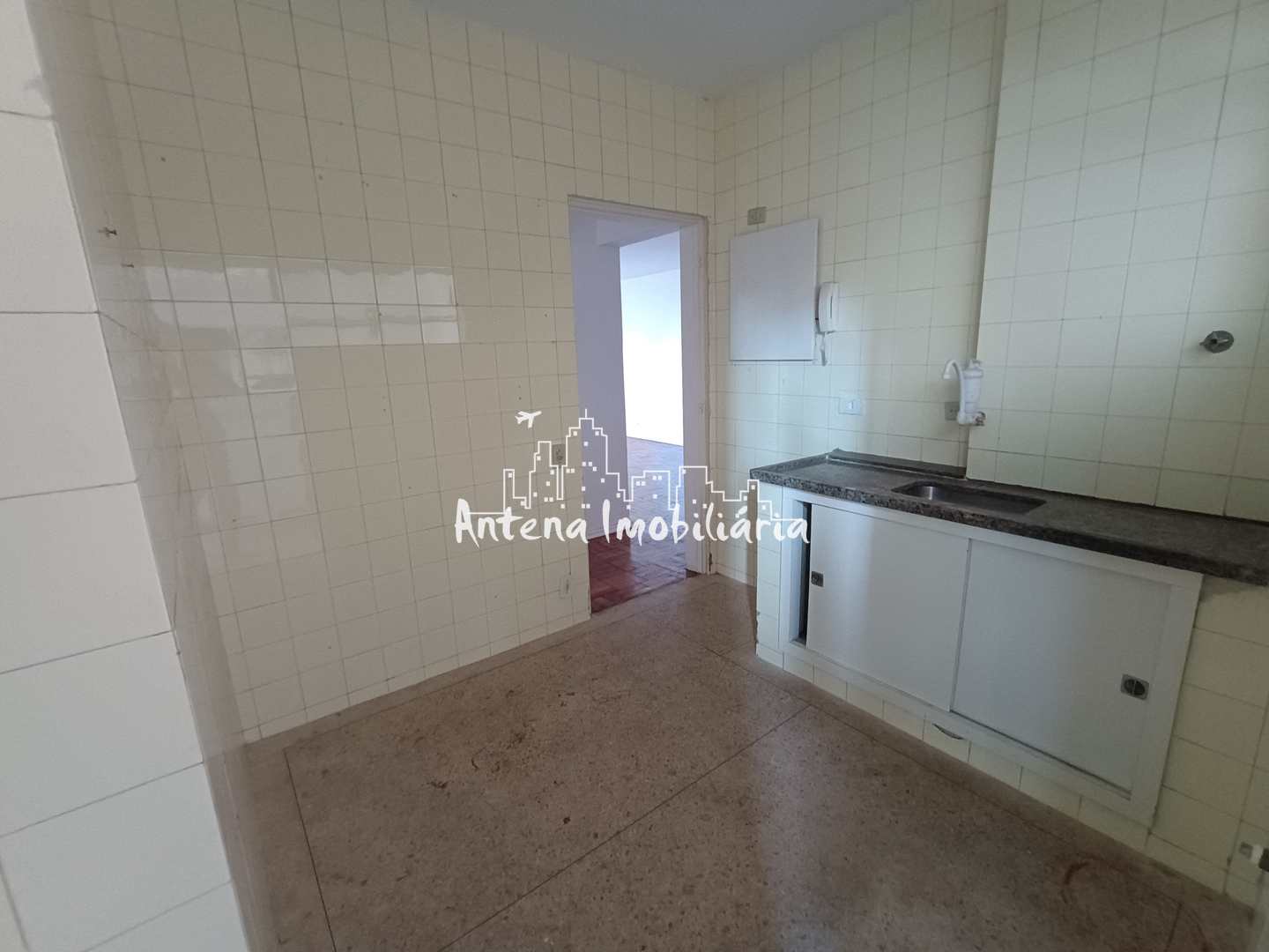 Apartamento para alugar com 2 quartos, 98m² - Foto 10