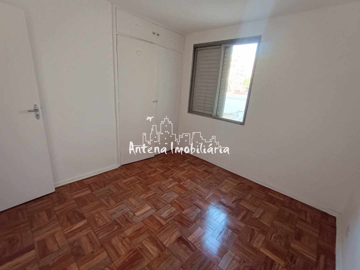 Apartamento para alugar com 2 quartos, 98m² - Foto 7