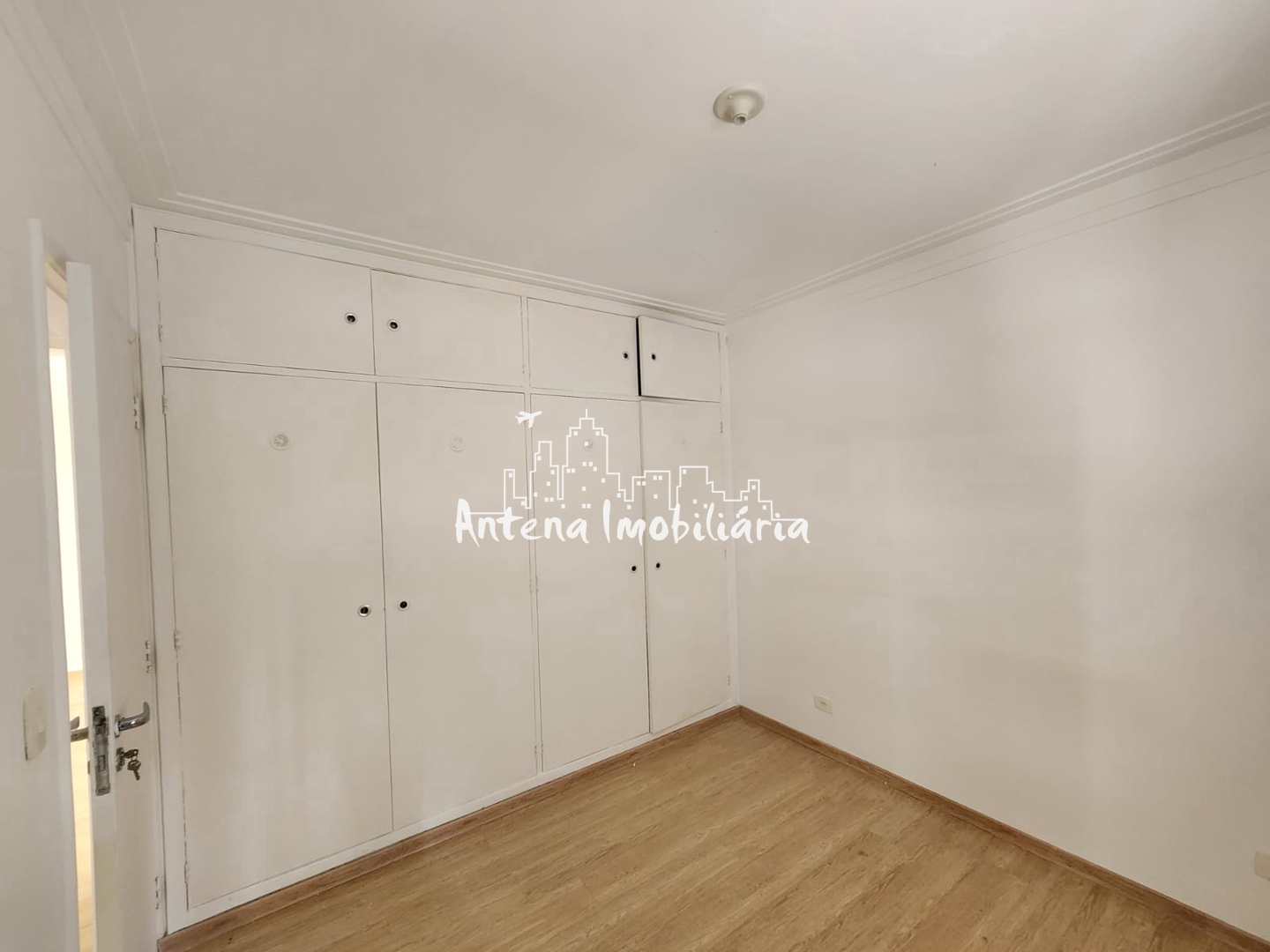 Apartamento à venda com 2 quartos, 74m² - Foto 6