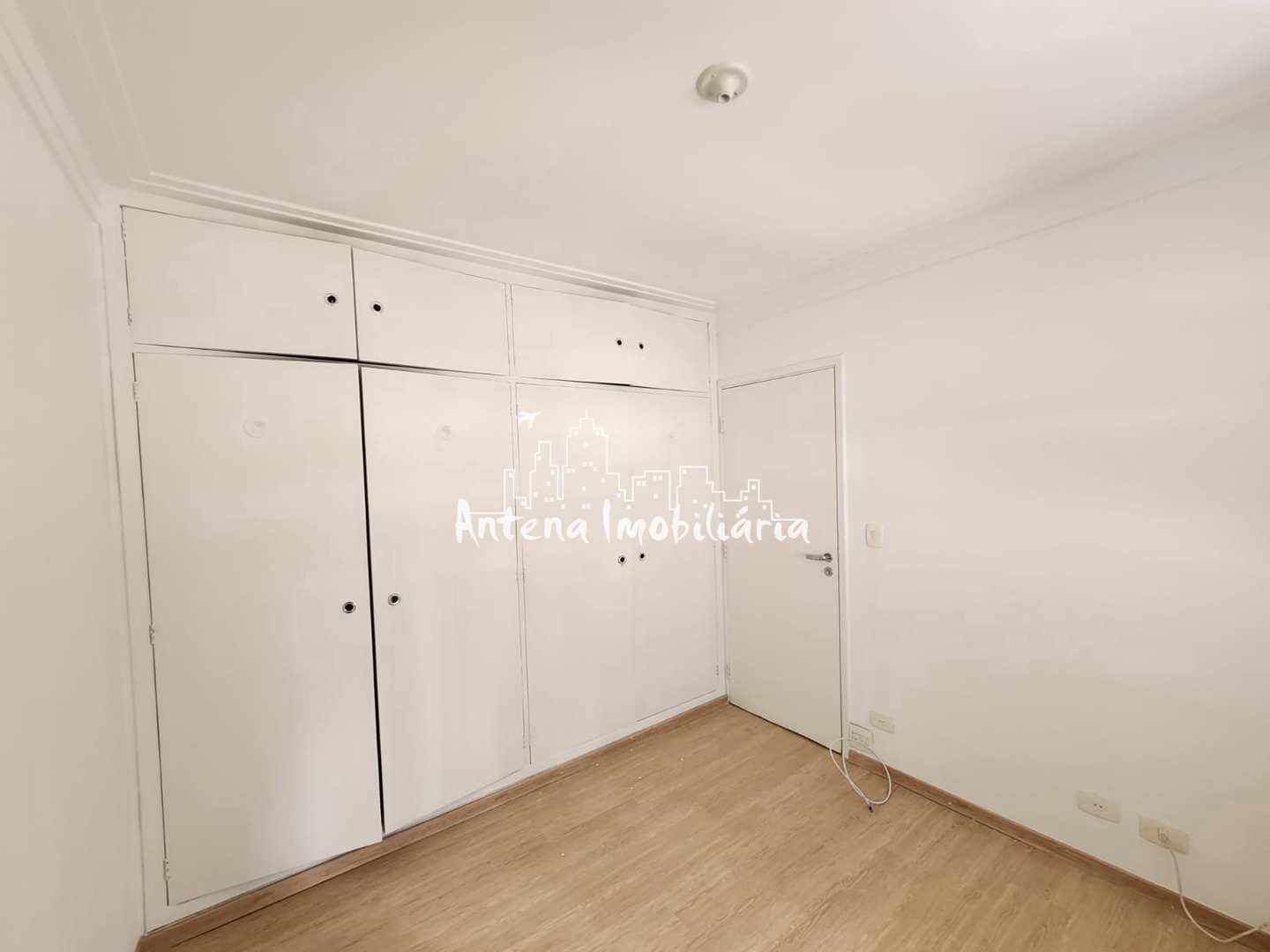 Apartamento à venda com 2 quartos, 74m² - Foto 5