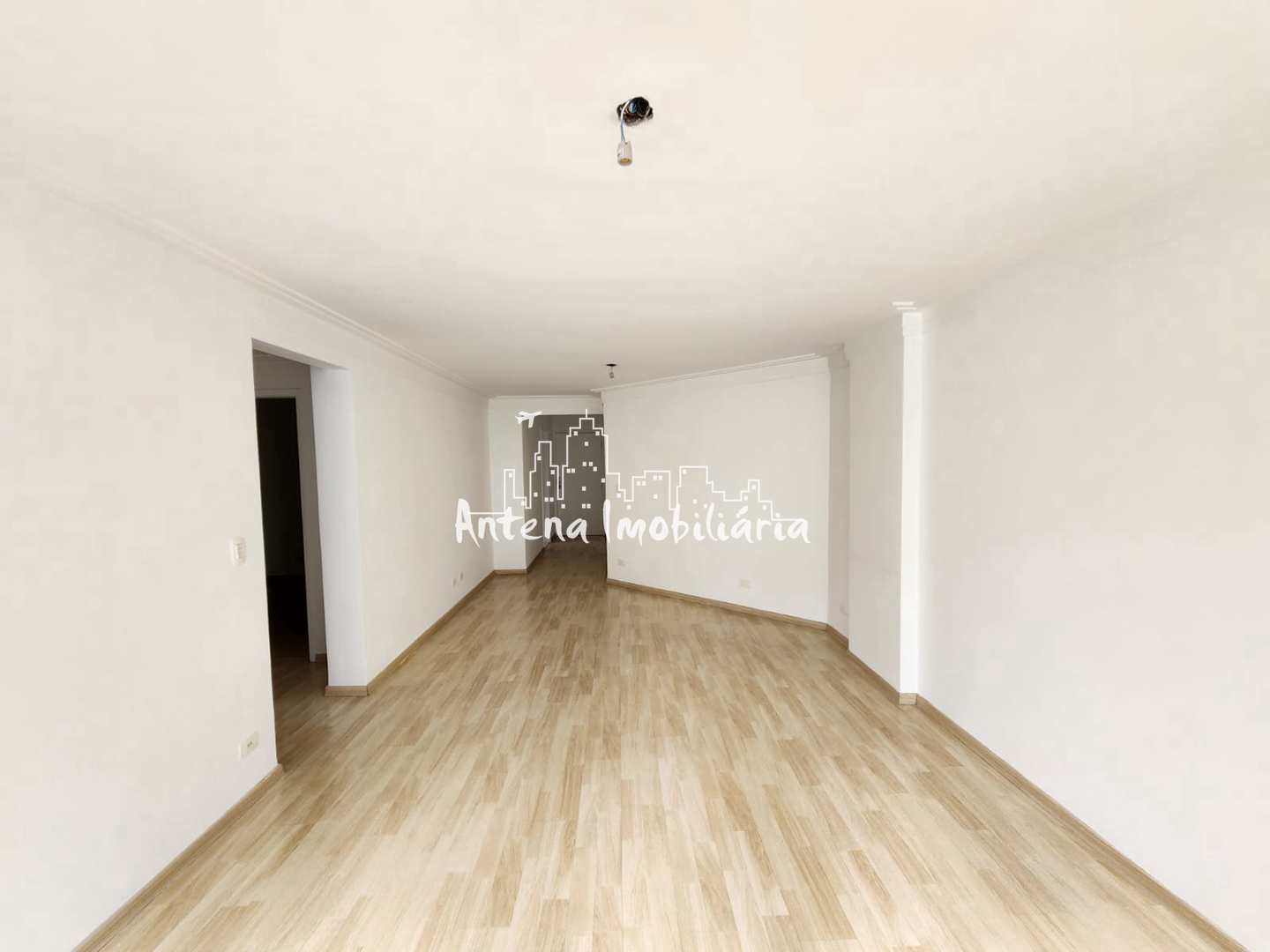 Apartamento à venda com 2 quartos, 74m² - Foto 2