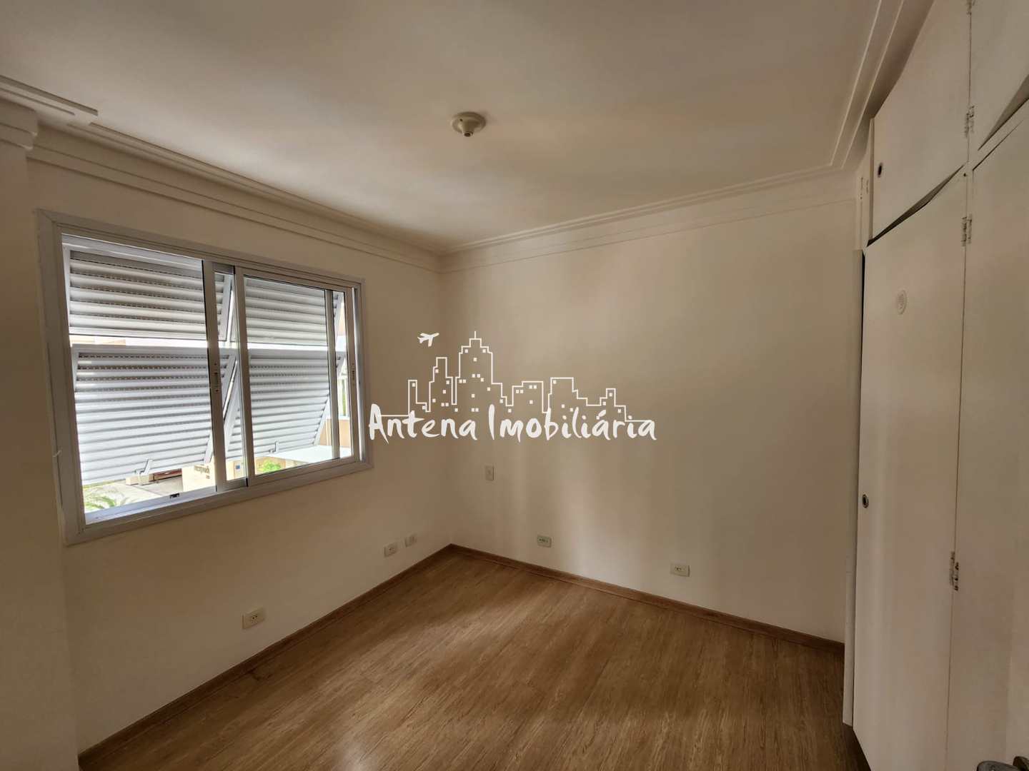 Apartamento à venda com 2 quartos, 74m² - Foto 4