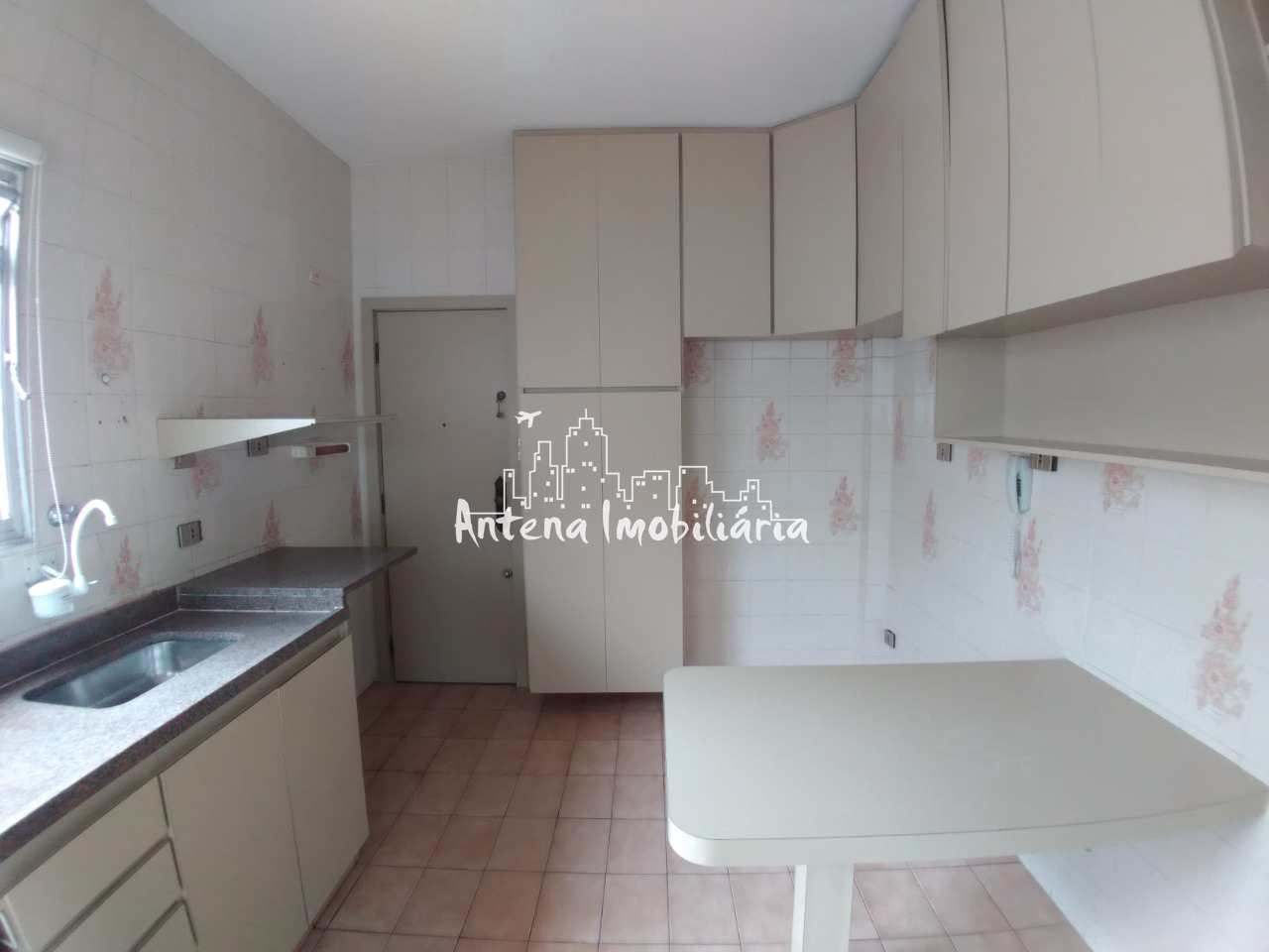 Apartamento à venda com 3 quartos, 127m² - Foto 19