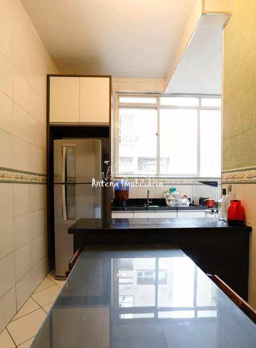 Apartamento à venda com 2 quartos, 67m² - Foto 10