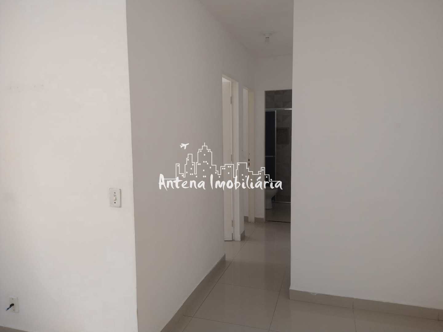 Apartamento à venda com 2 quartos, 45m² - Foto 2