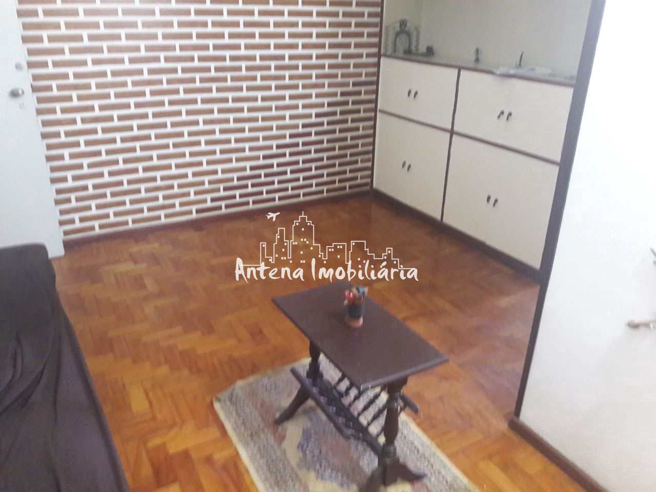 Apartamento à venda com 1 quarto, 37m² - Foto 1