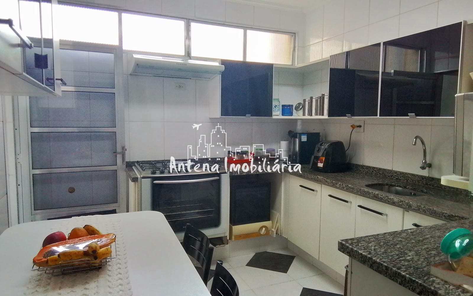 Apartamento à venda com 3 quartos, 114m² - Foto 10