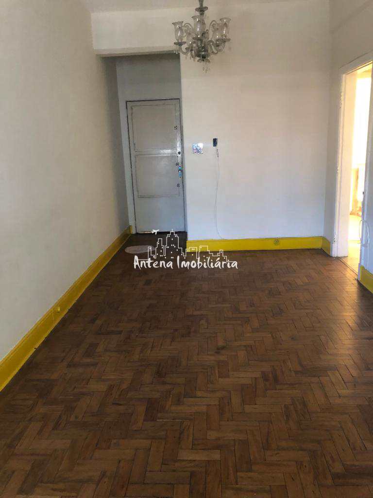 Apartamento à venda com 1 quarto, 65m² - Foto 2