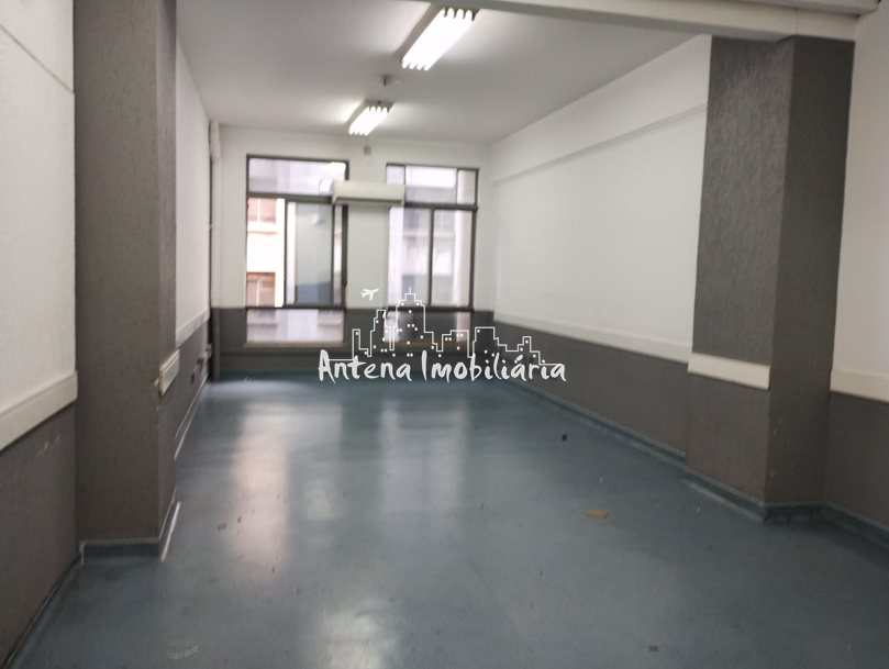 Prédio Inteiro para alugar, 300m² - Foto 2