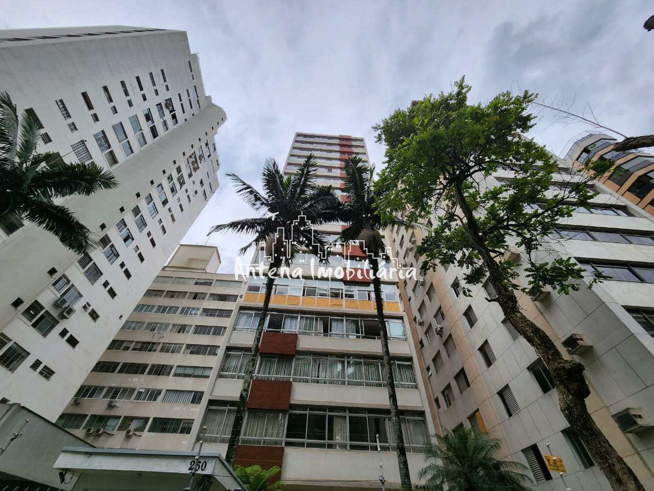 Apartamento à venda com 4 quartos, 255m² - Foto 21