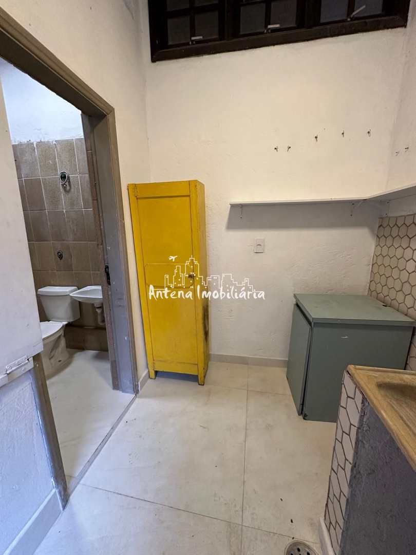 Casa para alugar com 4 quartos, 275m² - Foto 19