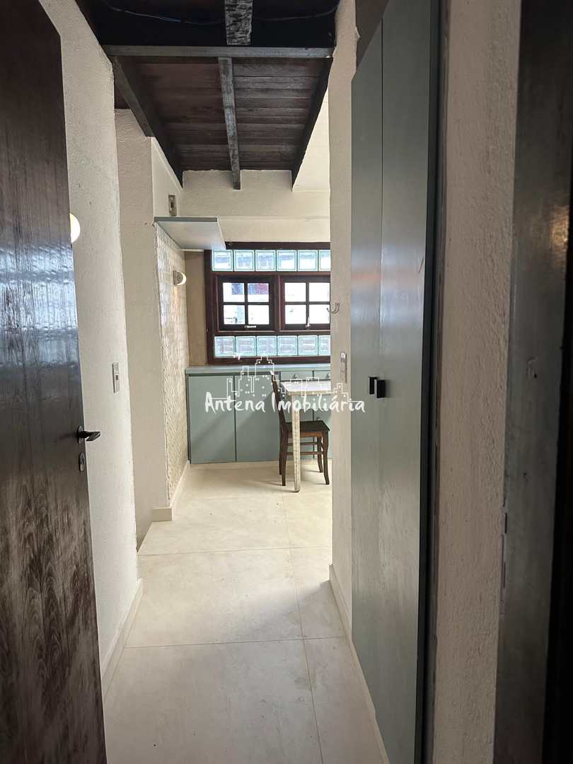 Casa para alugar com 4 quartos, 275m² - Foto 22