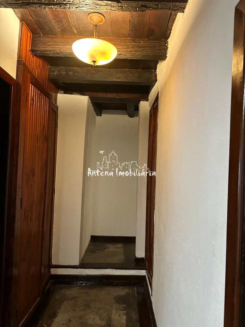 Casa para alugar com 4 quartos, 275m² - Foto 17