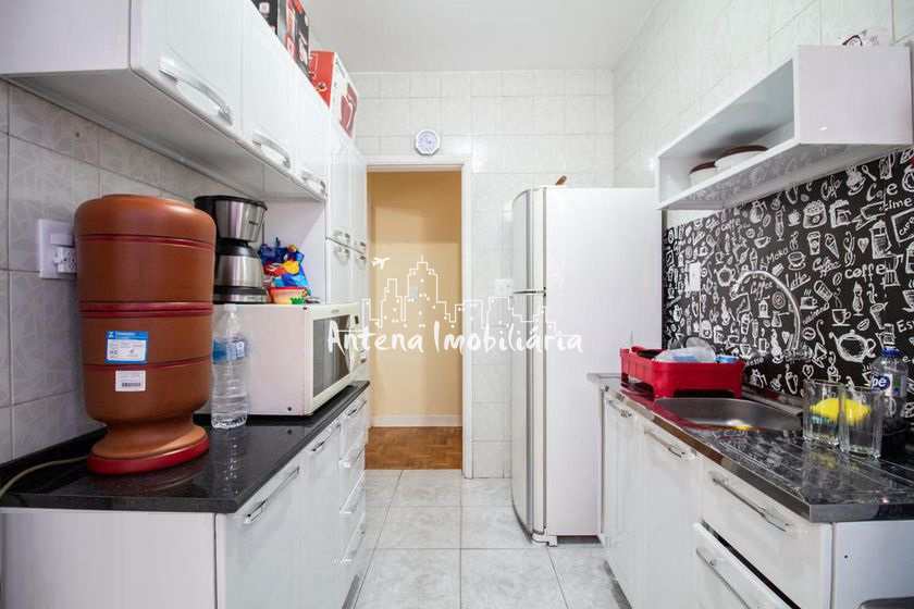 Apartamento à venda com 2 quartos, 62m² - Foto 8