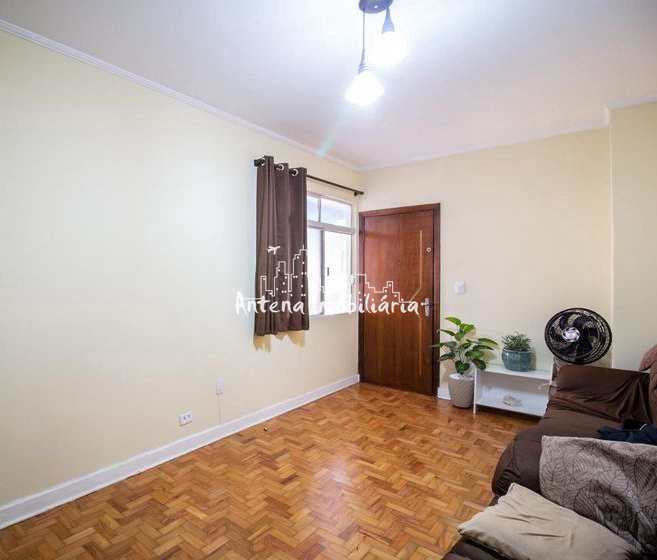 Apartamento à venda com 2 quartos, 62m² - Foto 1