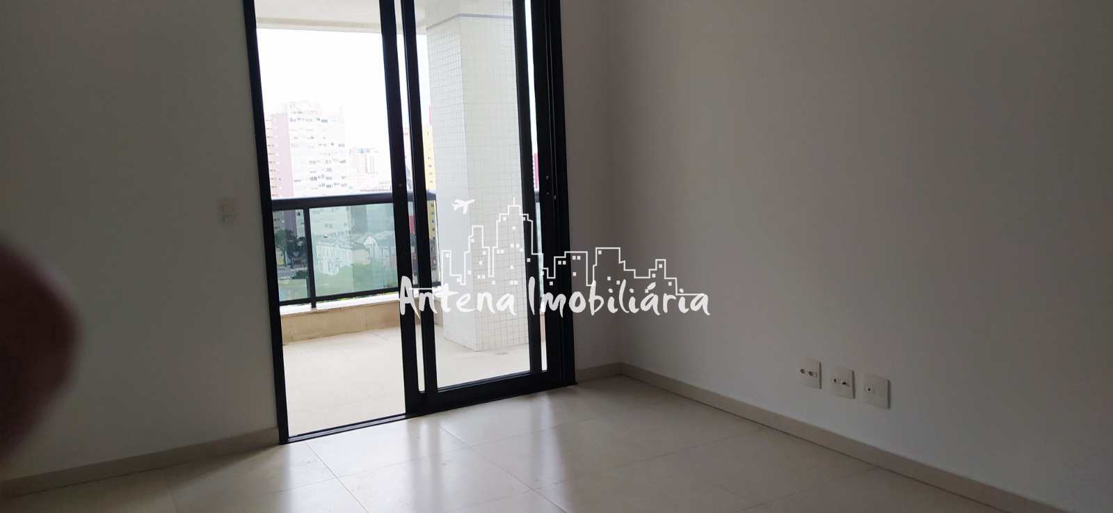 Apartamento à venda com 1 quarto, 62m² - Foto 1