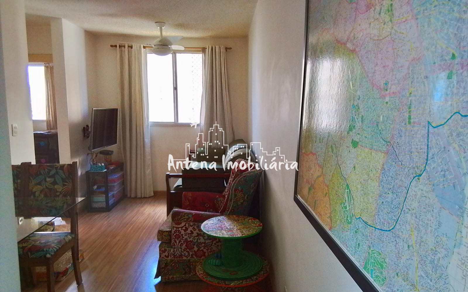 Apartamento à venda com 2 quartos, 42m² - Foto 2