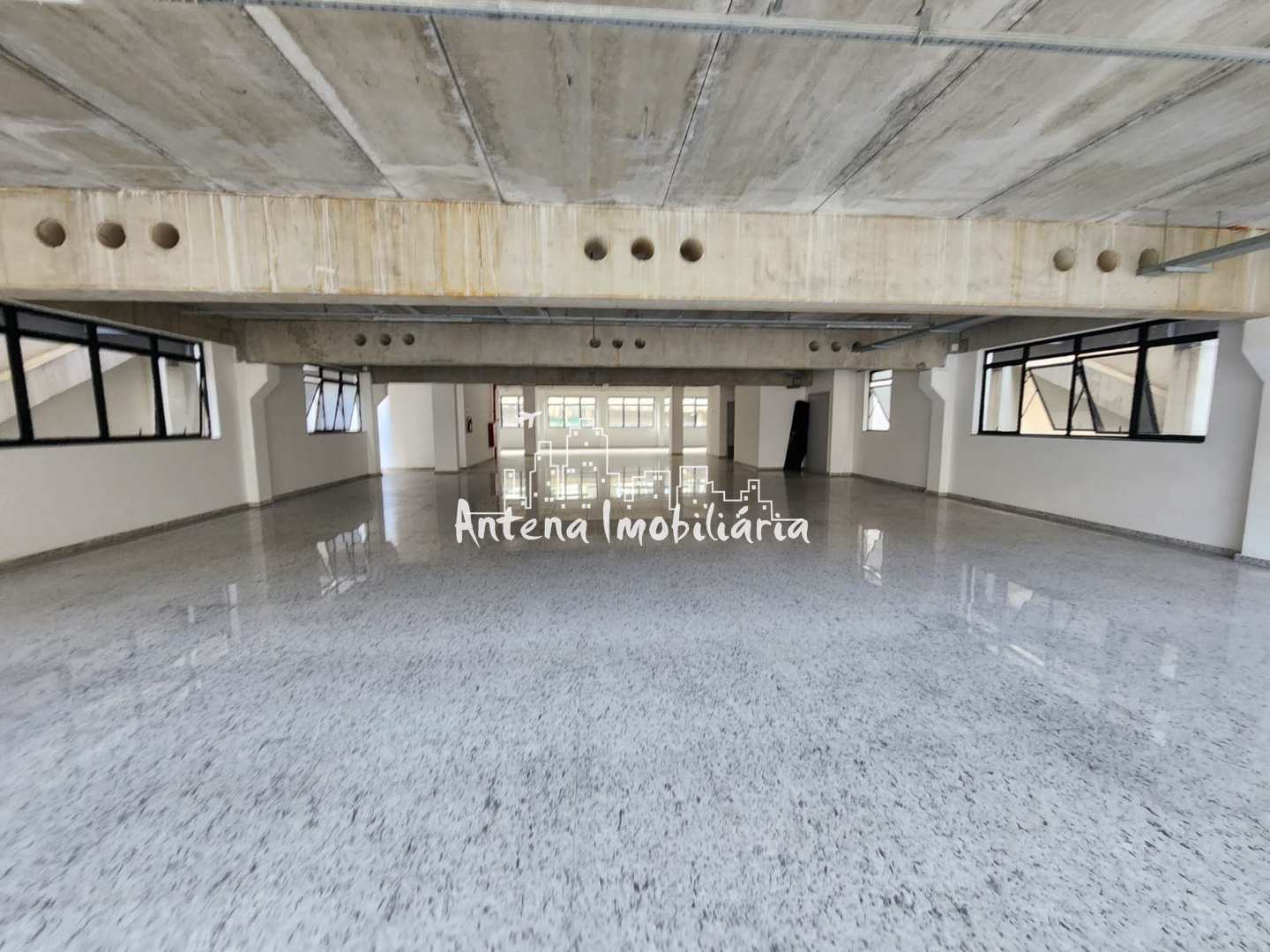 Prédio Inteiro para alugar, 1200m² - Foto 5