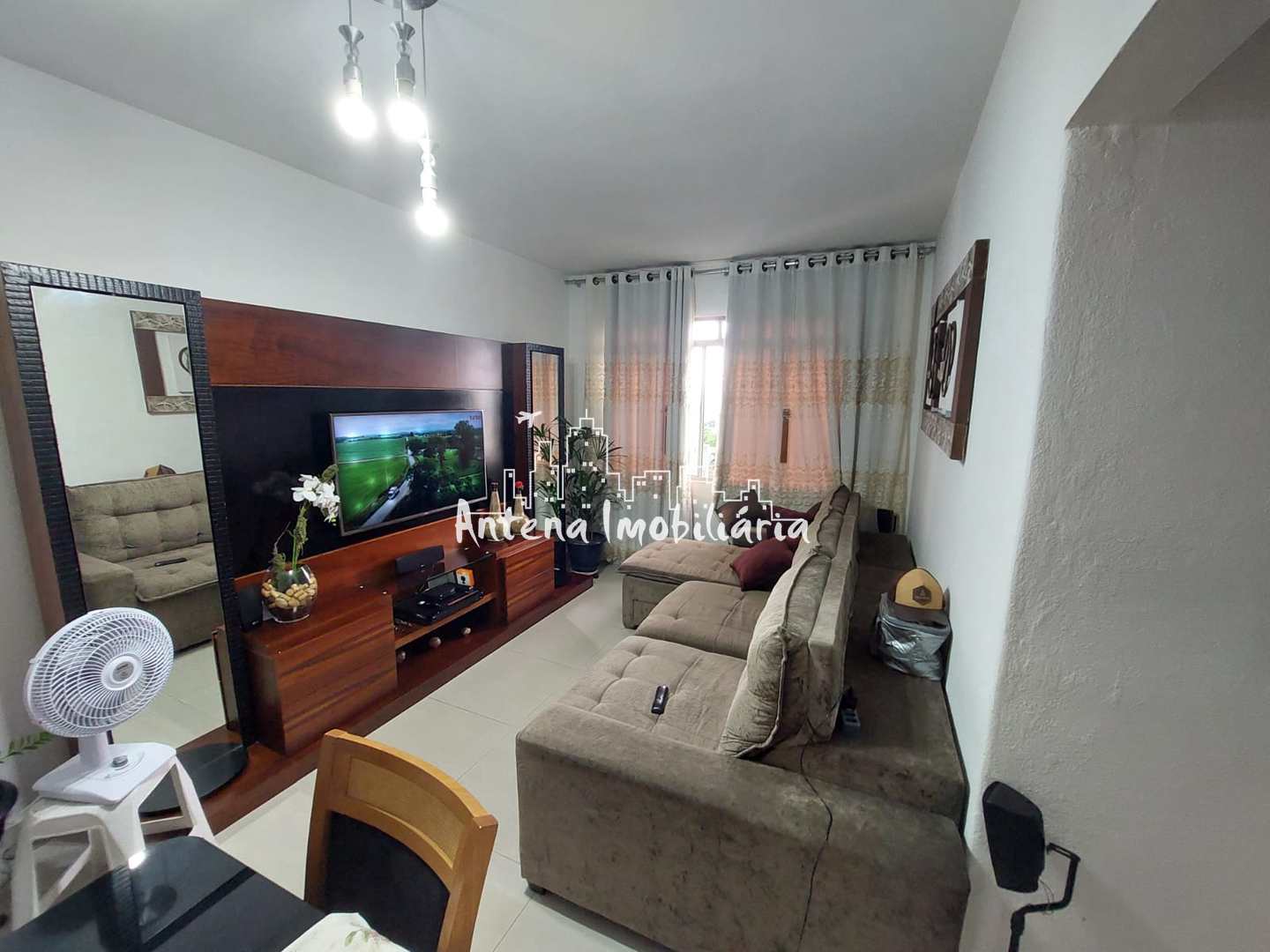 Apartamento à venda com 1 quarto, 52m² - Foto 2