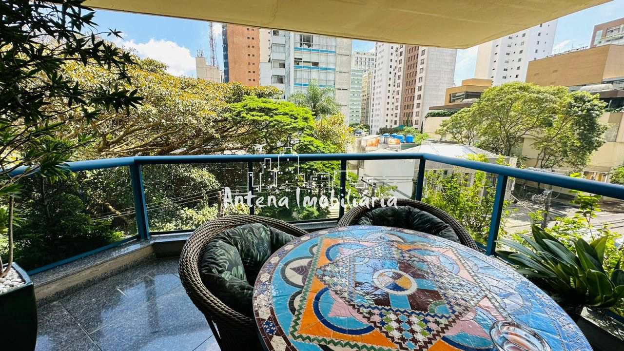 Apartamento à venda com 4 quartos, 505m² - Foto 2