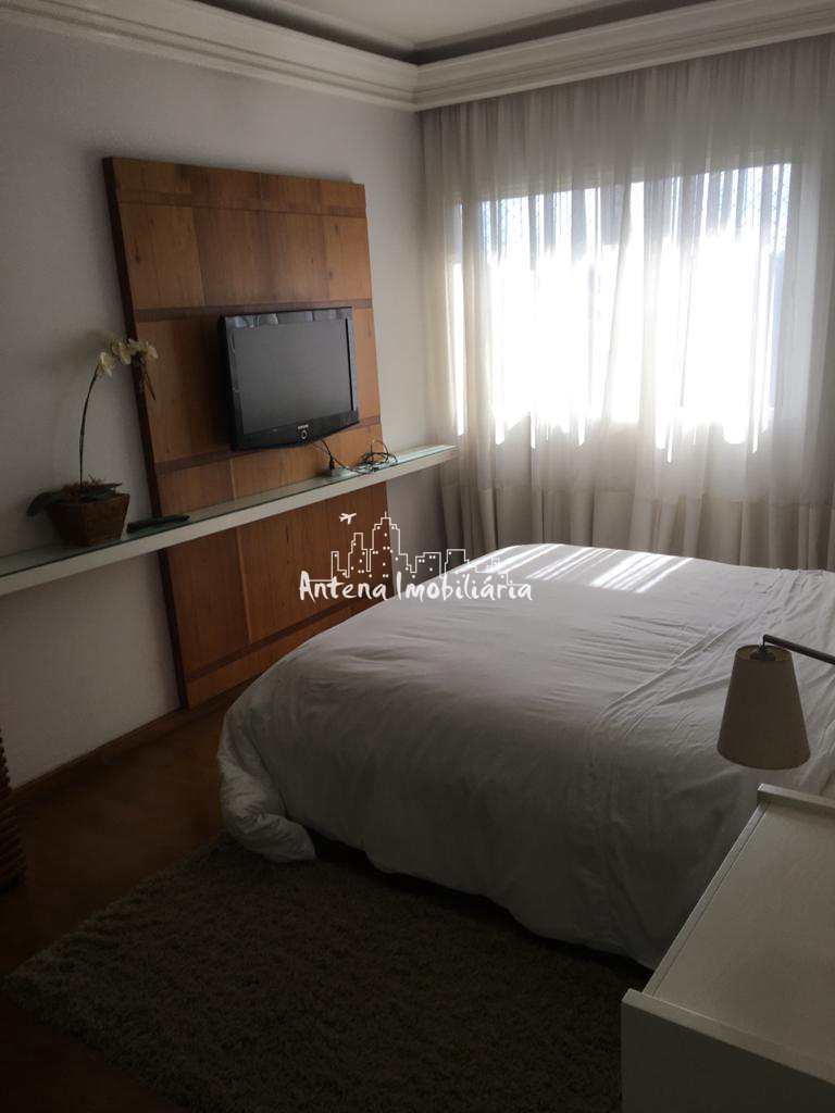 Apartamento à venda com 3 quartos, 244m² - Foto 19