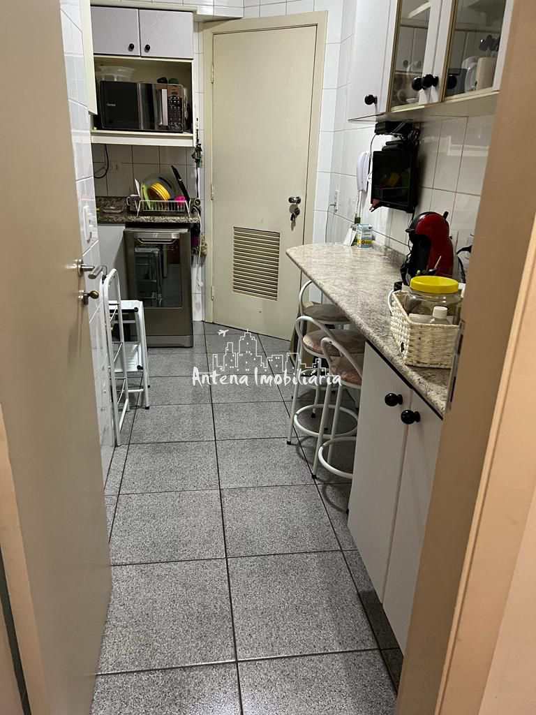 Apartamento à venda com 3 quartos, 94m² - Foto 15