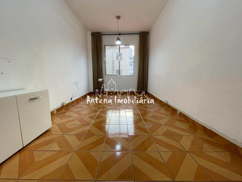 Apartamento à venda com 1 quarto, 58m² - Foto 2