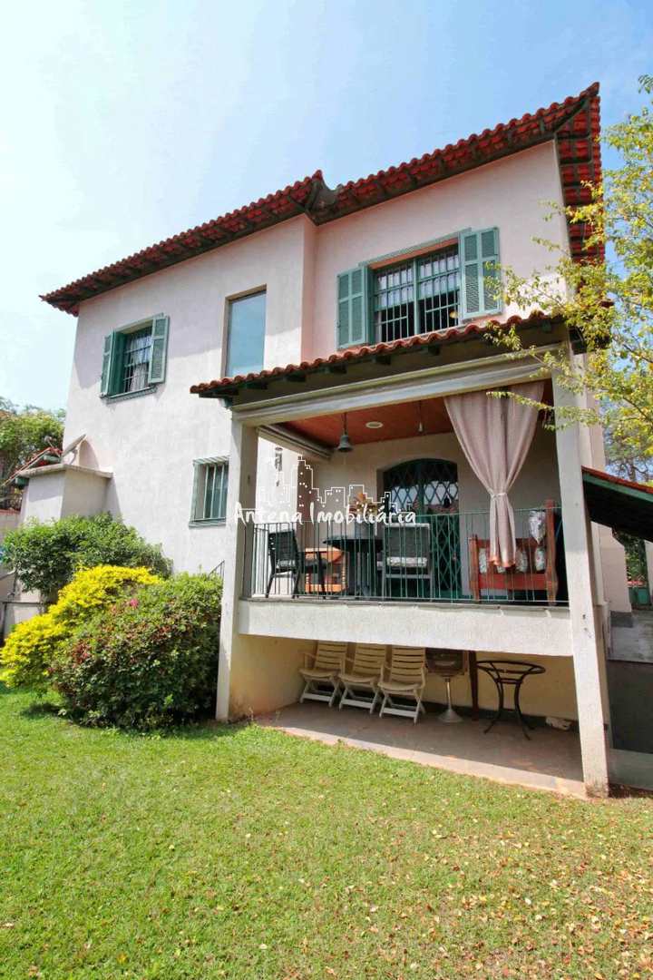 Casa à venda com 3 quartos, 350m² - Foto 1