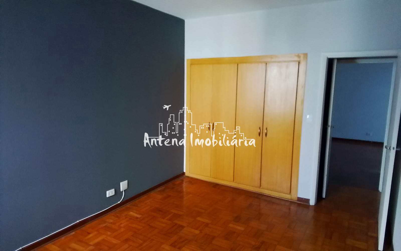 Apartamento à venda com 2 quartos, 107m² - Foto 7