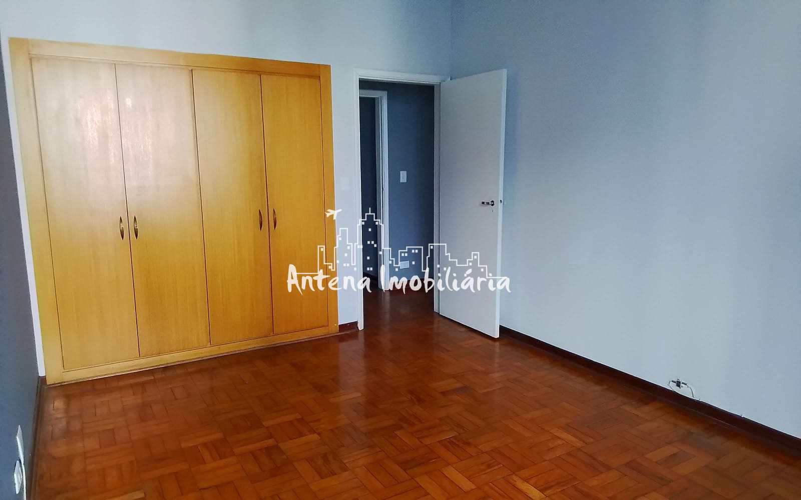 Apartamento à venda com 2 quartos, 107m² - Foto 6