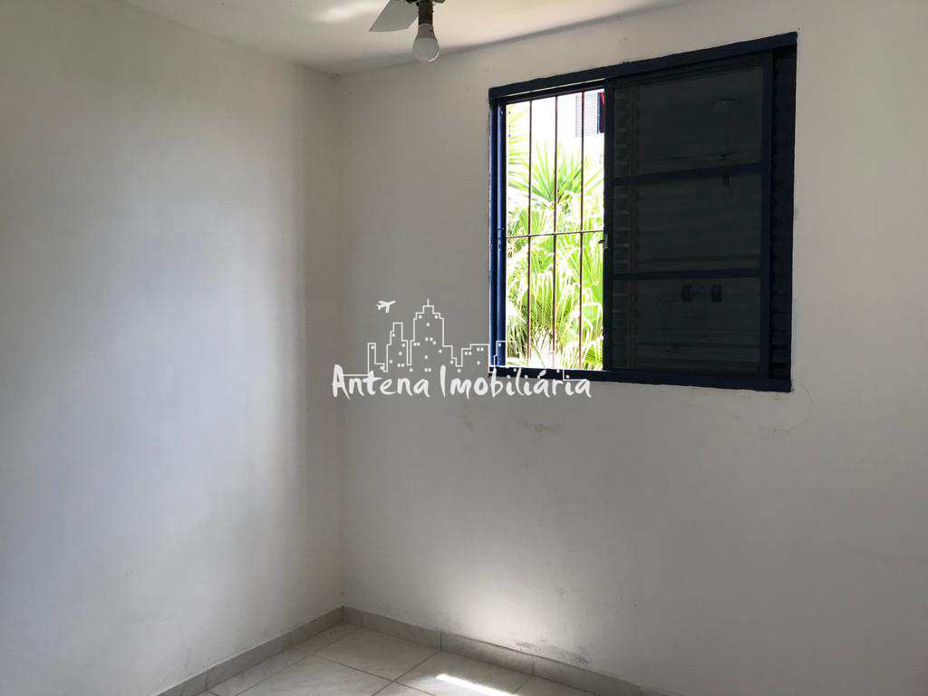 Apartamento à venda com 2 quartos, 42m² - Foto 4