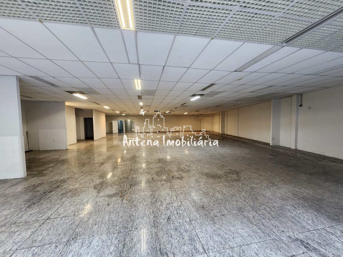 Loja-Salão à venda e aluguel, 670m² - Foto 2