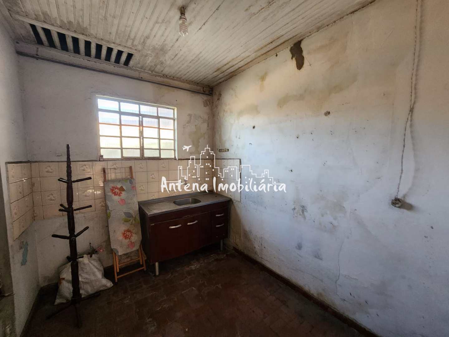 Casa à venda com 2 quartos, 50m² - Foto 10