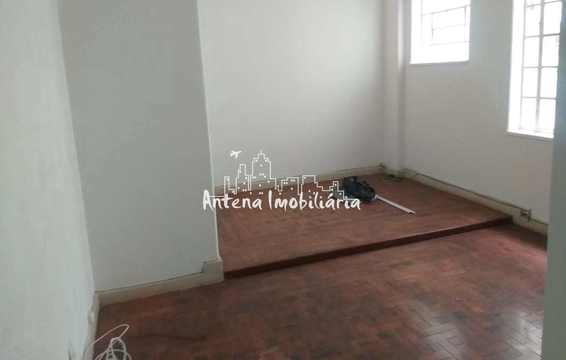 Apartamento à venda com 1 quarto, 31m² - Foto 2