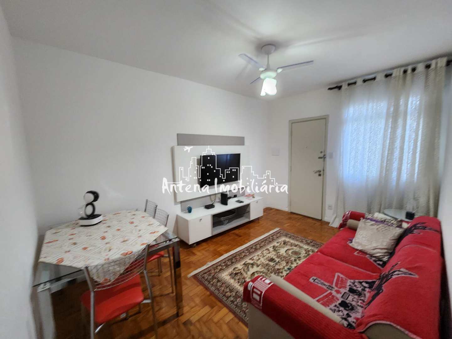 Apartamento à venda com 1 quarto, 45m² - Foto 1