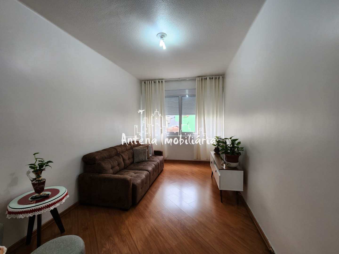 Apartamento à venda com 2 quartos, 74m² - Foto 2