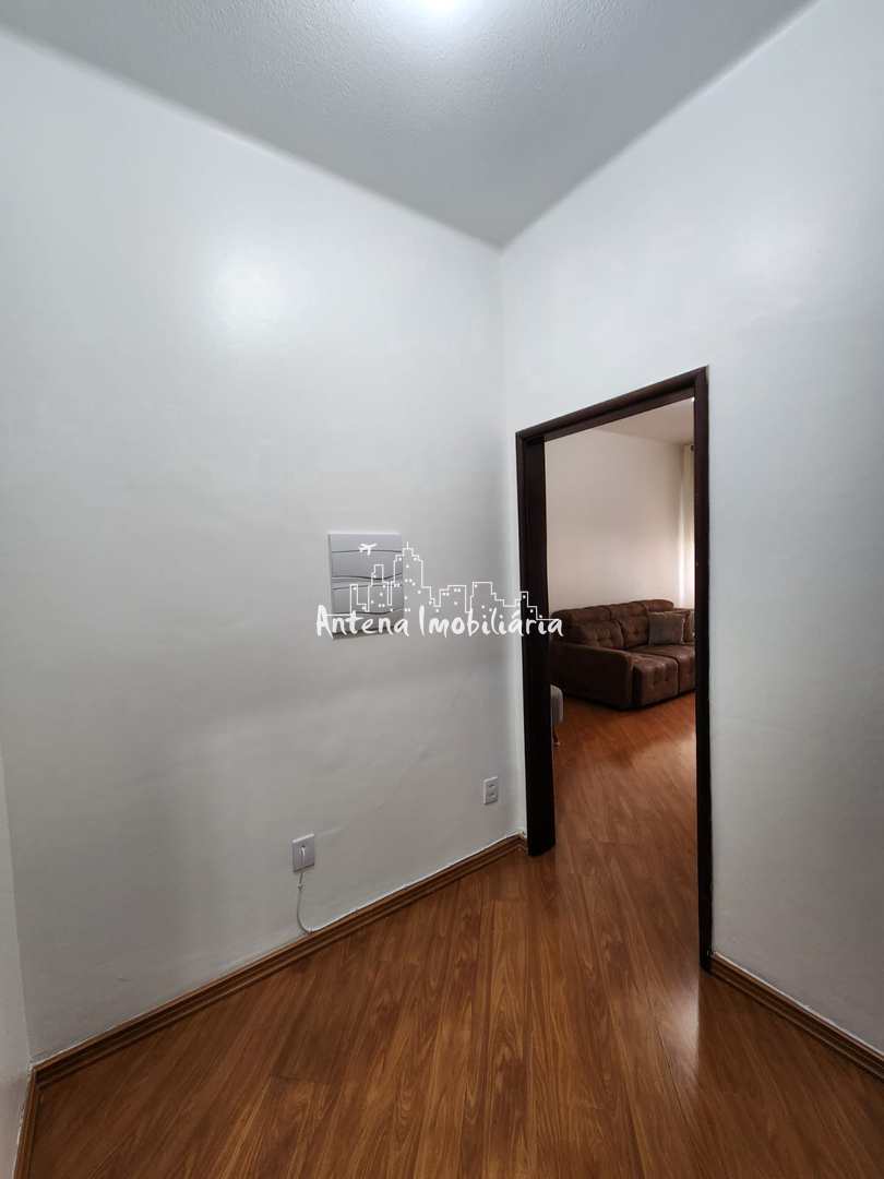 Apartamento à venda com 2 quartos, 74m² - Foto 3