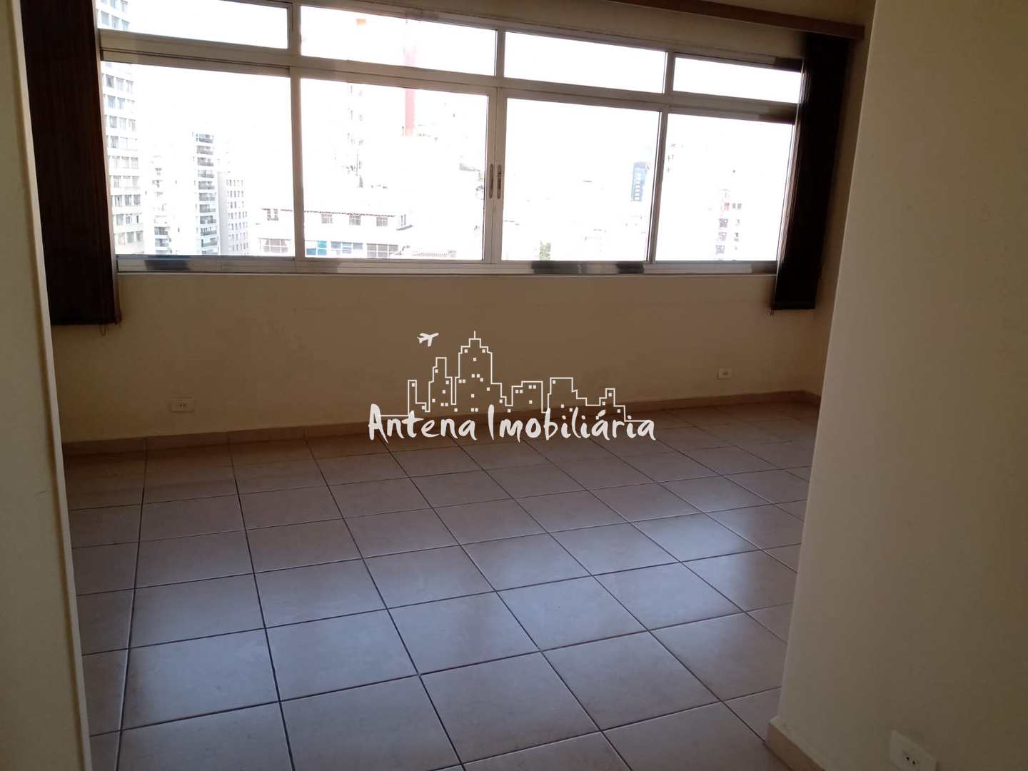 Apartamento à venda com 2 quartos, 72m² - Foto 1