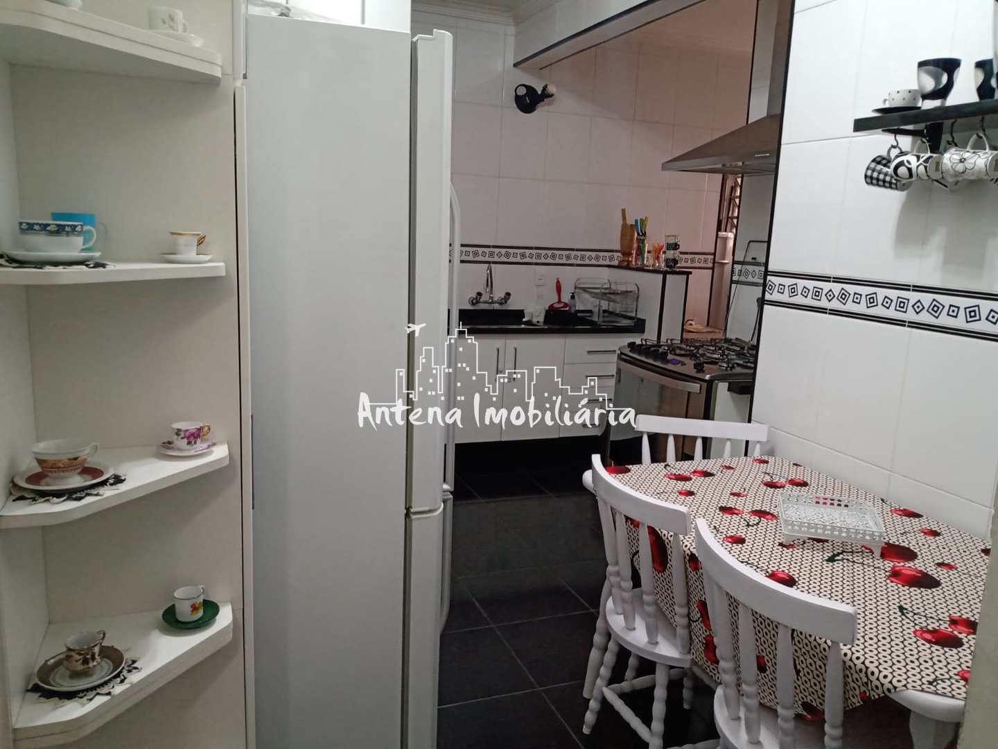 Apartamento à venda com 2 quartos, 74m² - Foto 17