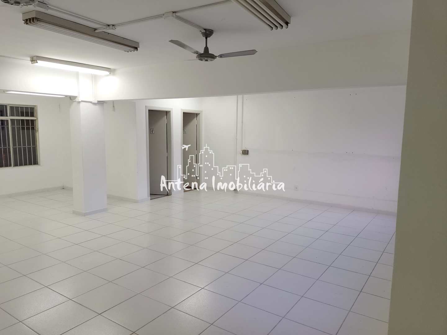 Conjunto Comercial-Sala para alugar, 75m² - Foto 2