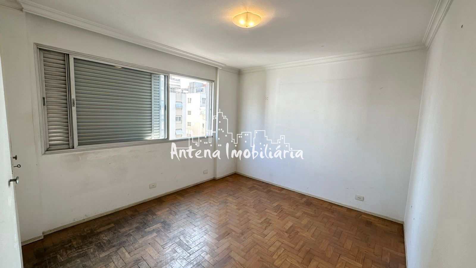 Apartamento à venda com 3 quartos, 149m² - Foto 12