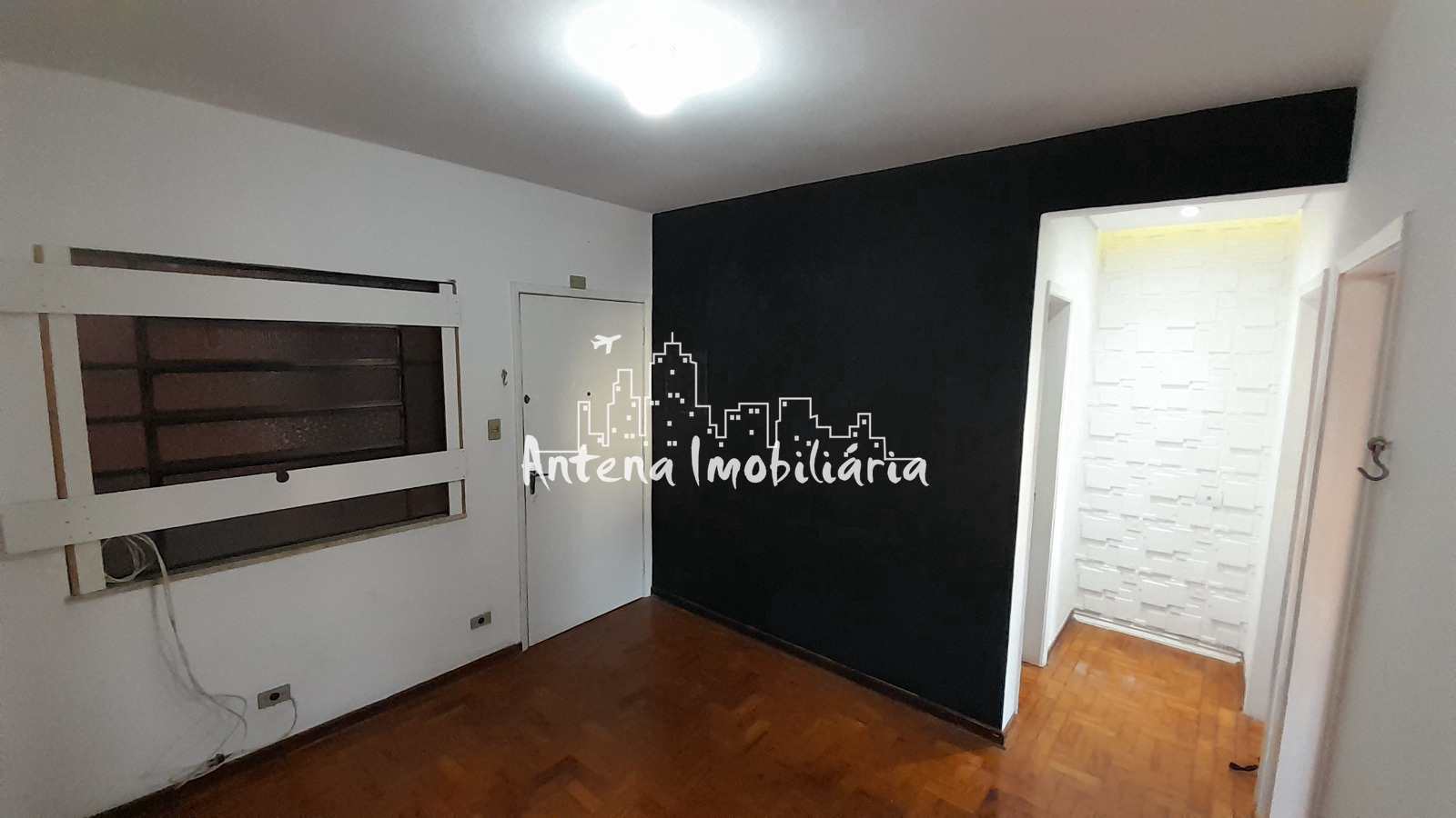 Apartamento à venda com 1 quarto, 37m² - Foto 1