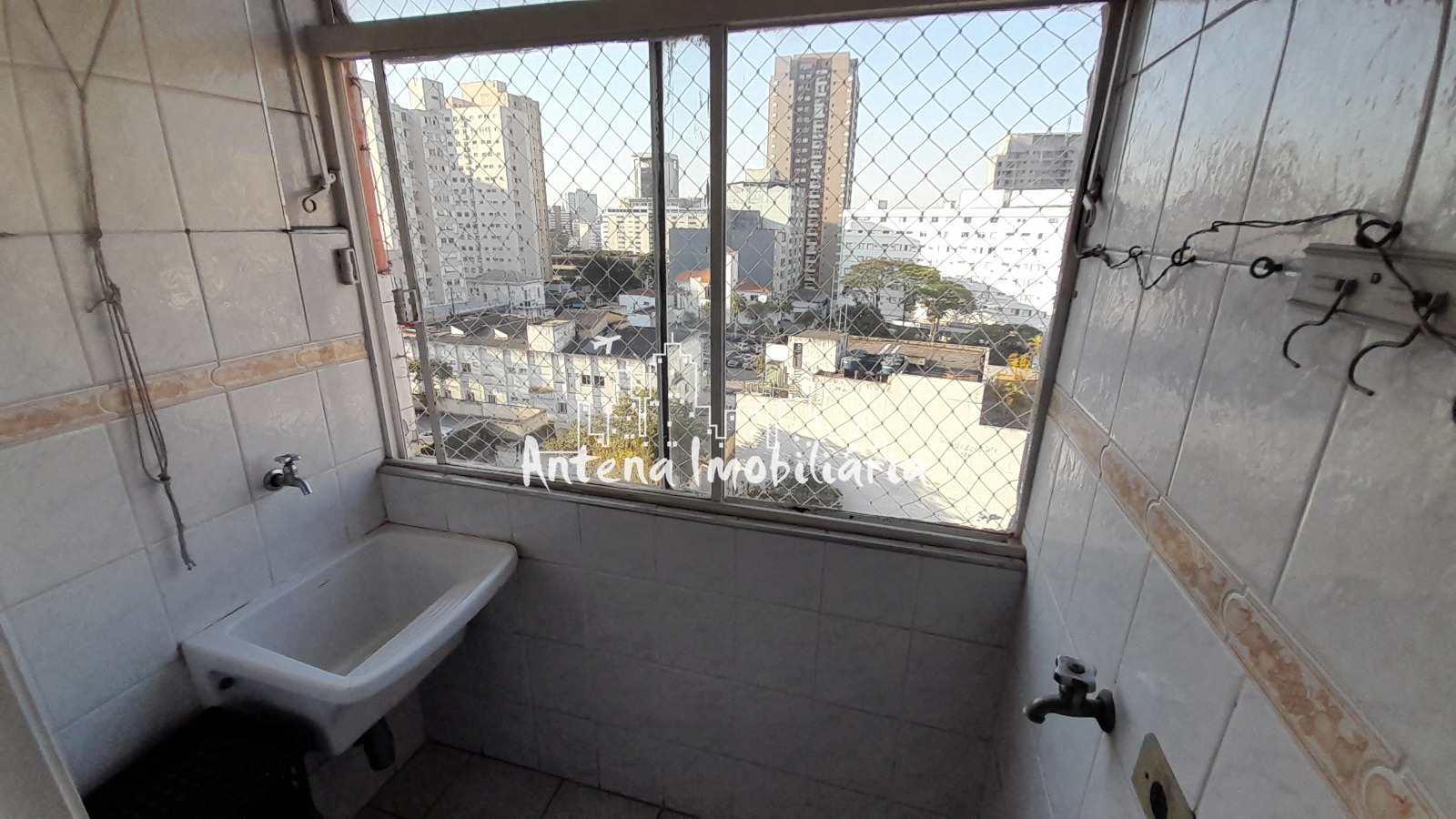 Apartamento à venda com 1 quarto, 37m² - Foto 11