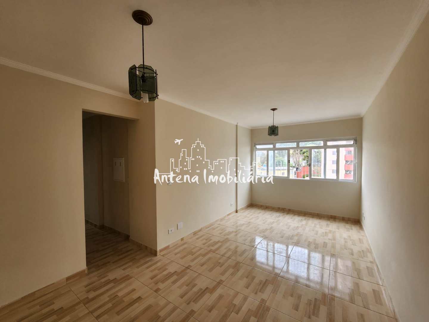 Apartamento à venda e aluguel com 3 quartos, 95m² - Foto 1